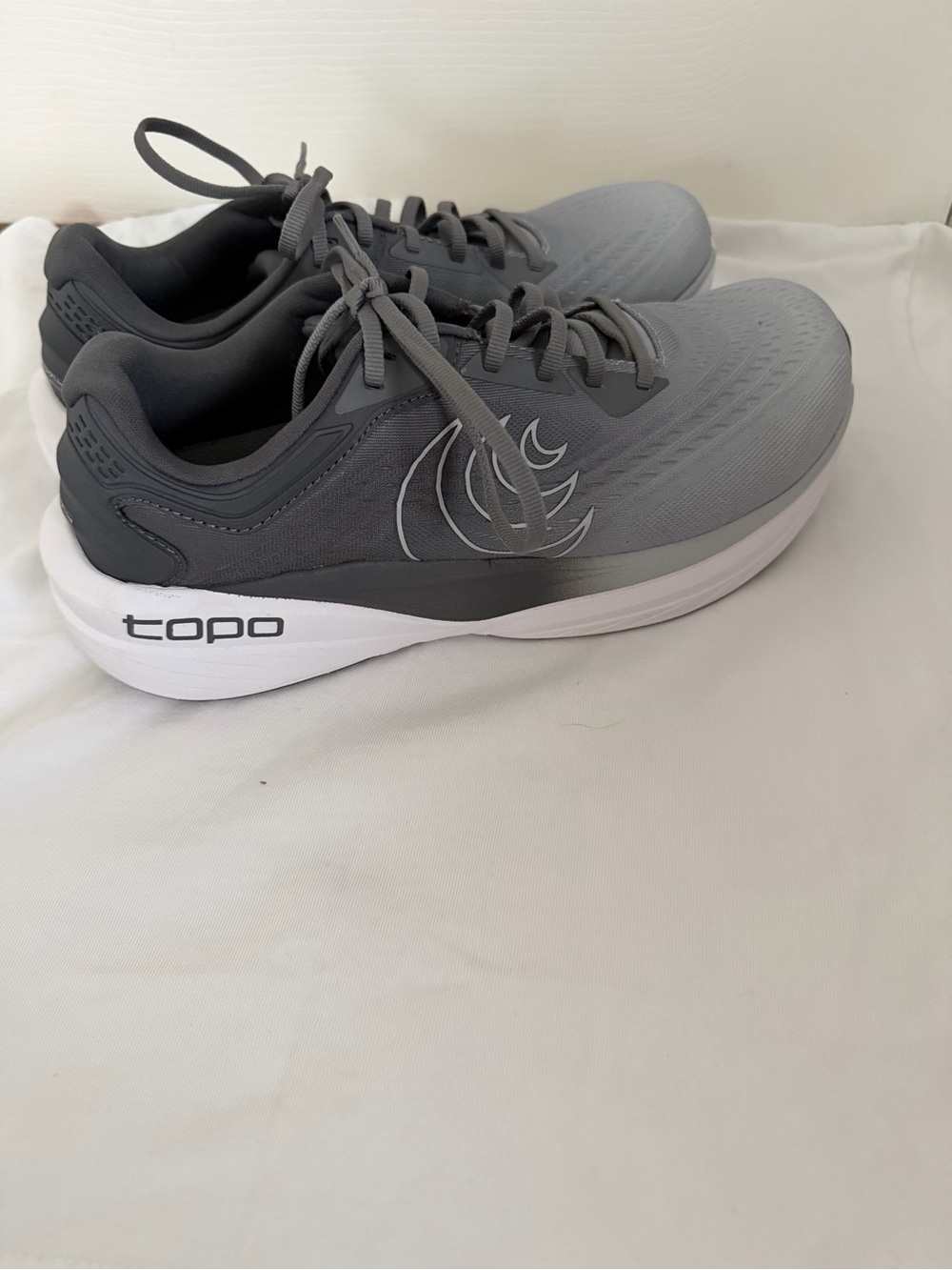 Topo Athletic Phantom 4 Road-Running Shoes - Women's Size 10
